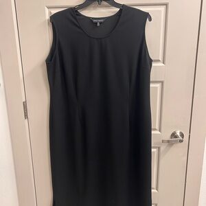 Ming Wang Elegant Black Midi Dress